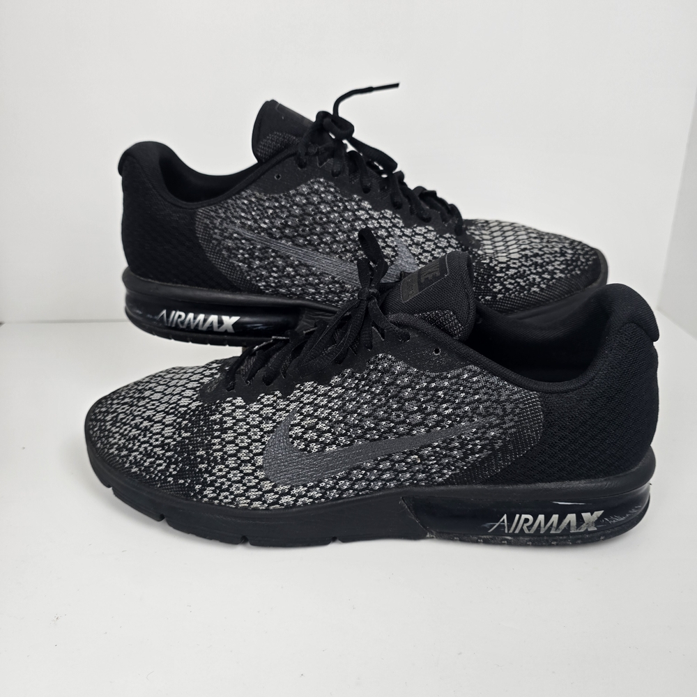 Nike Air Max Sequent 2 Black and White Athletic Shoes